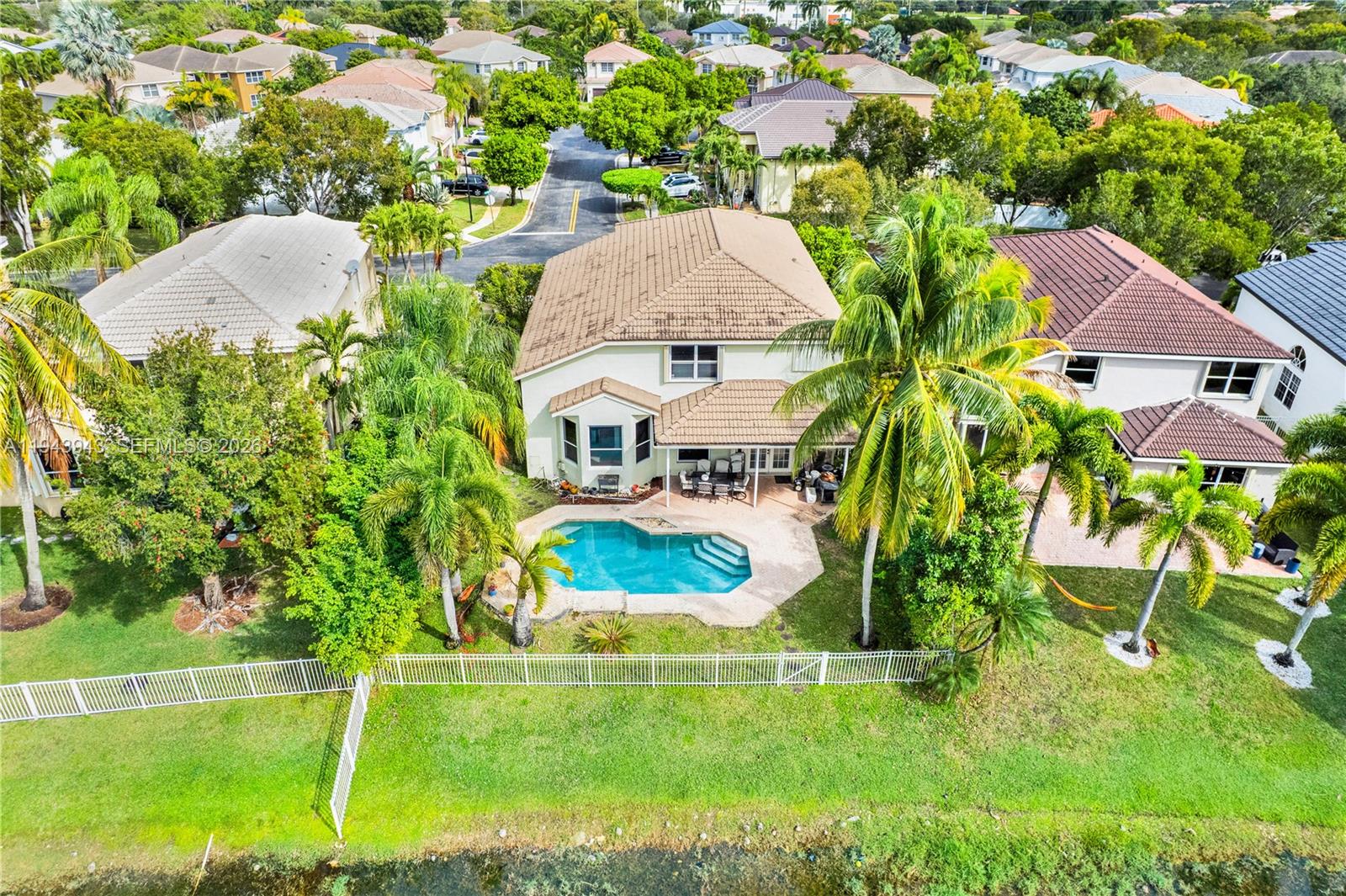 SILVER SHORES (PARCELS H - Residential