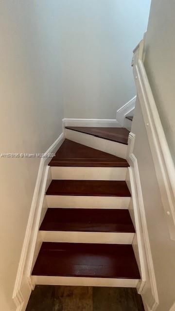 SAWGRASS LAKES - Residential Lease