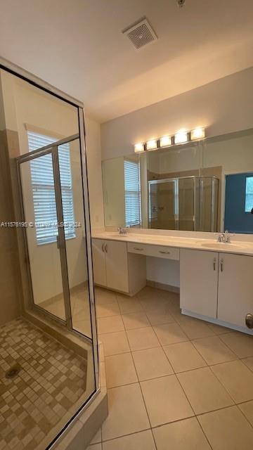 SAWGRASS LAKES - Residential Lease