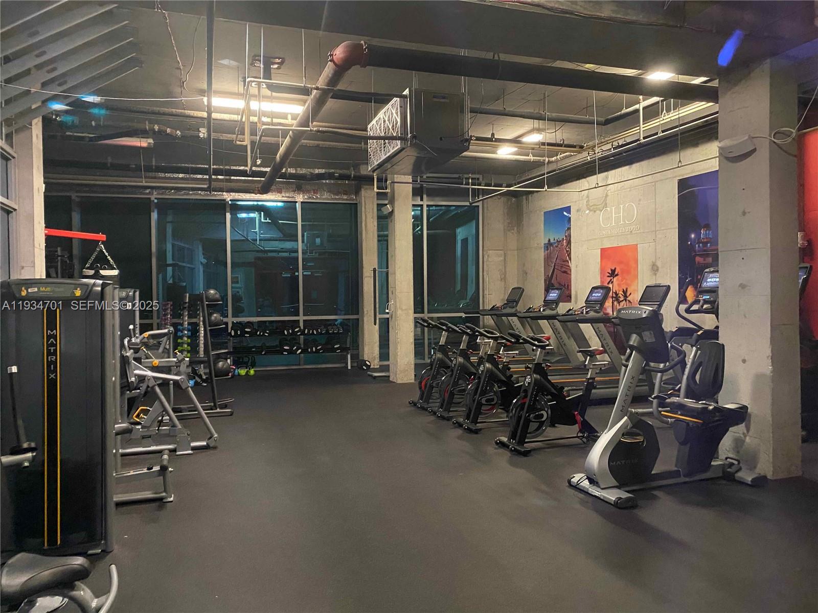 COSTA HOLLYWOOD CONDO - Residential