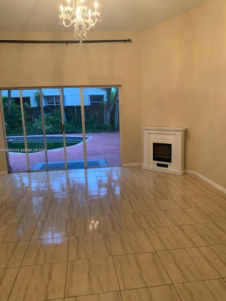 LANDINGS - Residential Lease