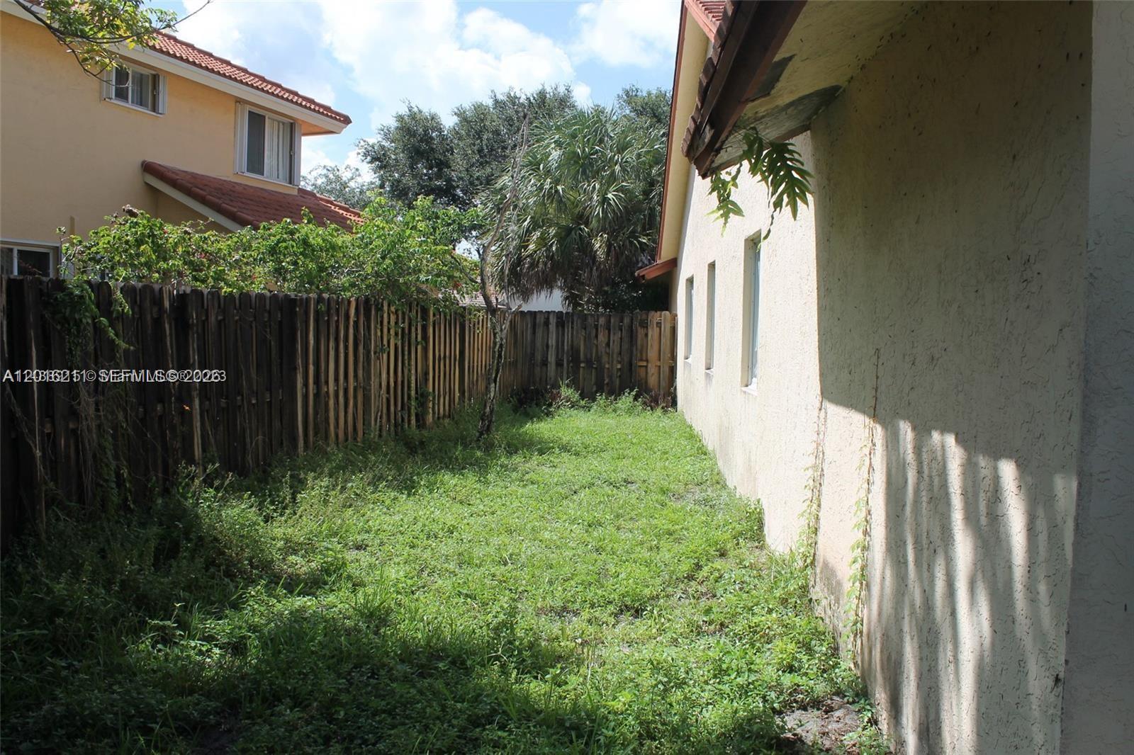 LANDINGS - Residential Lease