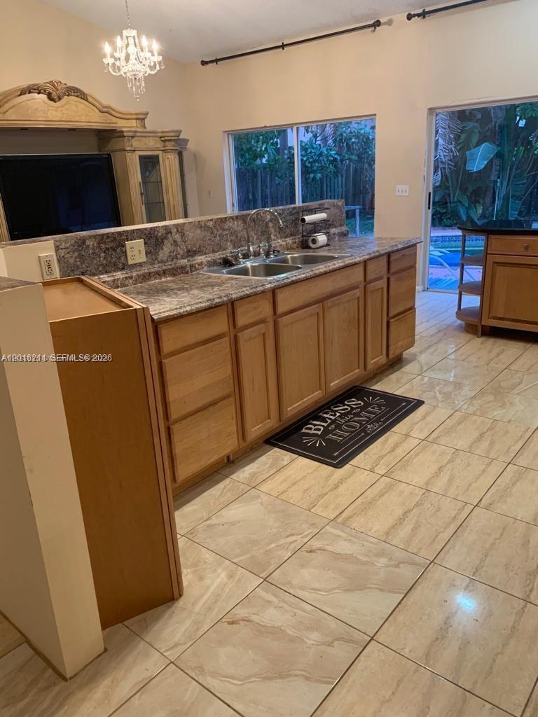 LANDINGS - Residential Lease