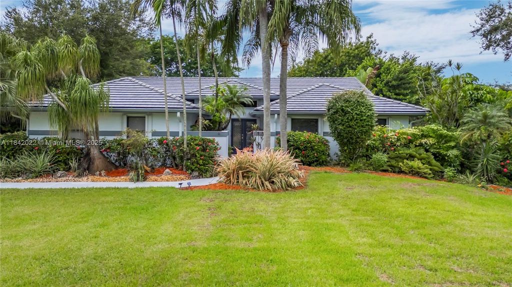 Photo of 3201 SW 117 Ave, Davie, FL 33330 (MLS # A11842022)