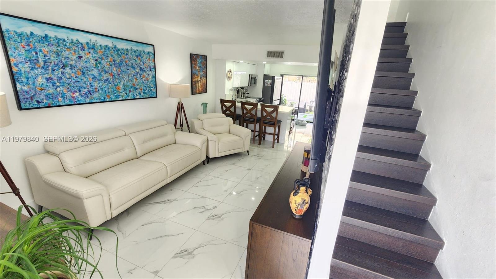 VILLAS UNIVERSITY SQUARE - Residential Lease