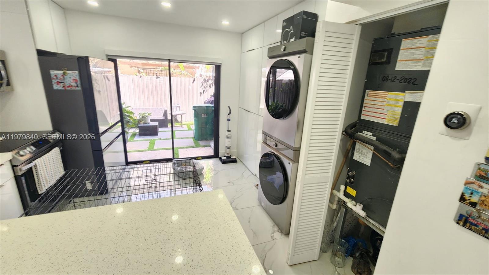 VILLAS UNIVERSITY SQUARE - Residential Lease