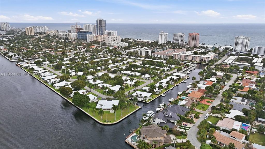 Photo of 1431 S Ocean Blvd #95, Lauderdale By The Sea, FL 33062 (MLS # A11945086)