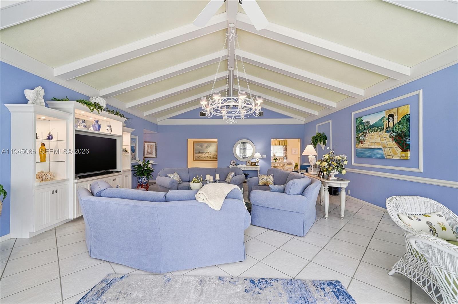 PALM CLUB CO-OP - Residential