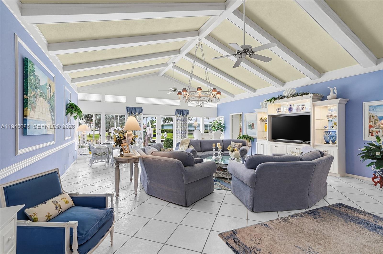 PALM CLUB CO-OP - Residential