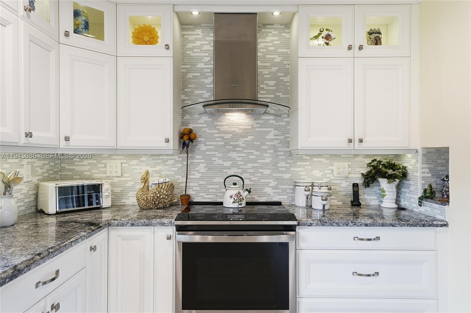 PALM CLUB CO-OP - Residential