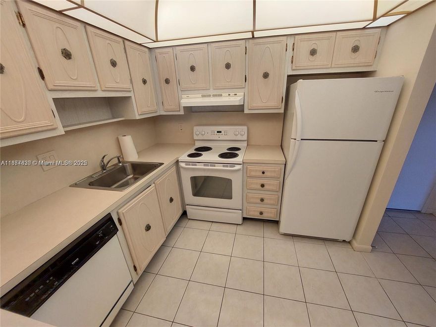 Sparklingly CLEAN 1/1 in GREAT Barcelona North Condo Complex. 3RD FLOOR UNIT bright and cheery with screened ample BALCONY, nicely RENOVATED BATHROOM AND UPGRADED KITCHEN. TILE KITCHEN AND HALL. 2 hall closets PLUS WALK-IN CLOSET in bedroom. STORAGE closet on balcony. LAUNDRY ROOM ON SAME FLOOR. ASSIGNED PARKING. Condo complex features GREAT POOL AND LOUNGE DECK, CLUBHOUSE, TENNIS COURTS, BBQ AREA, SHADED PICNIC TABLES. Walking distance to Pompano Cultural Center, city hall, lots of shopping and dining options.