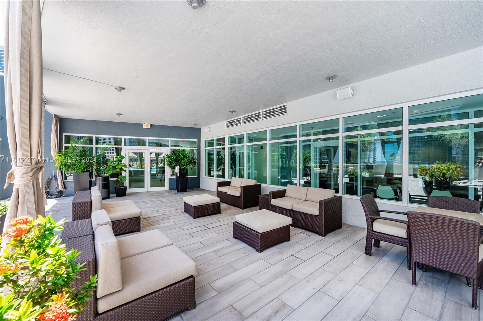 VUE AT BRICKELL CONDO - Residential Lease