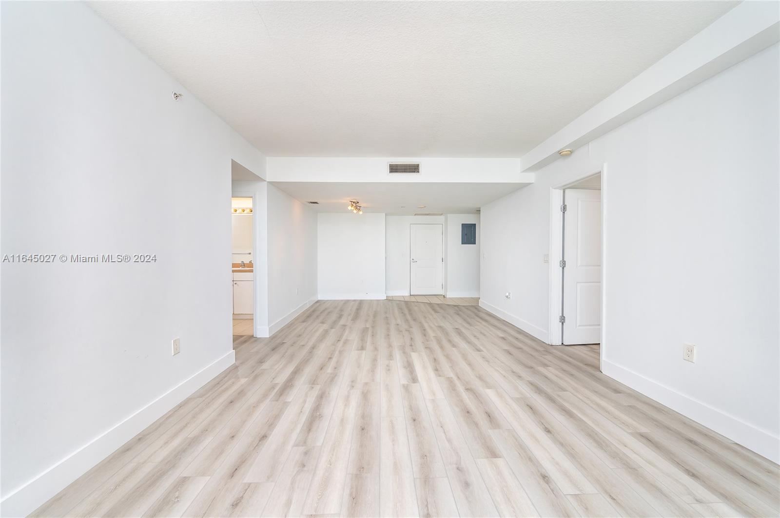 VUE AT BRICKELL CONDO - Residential Lease