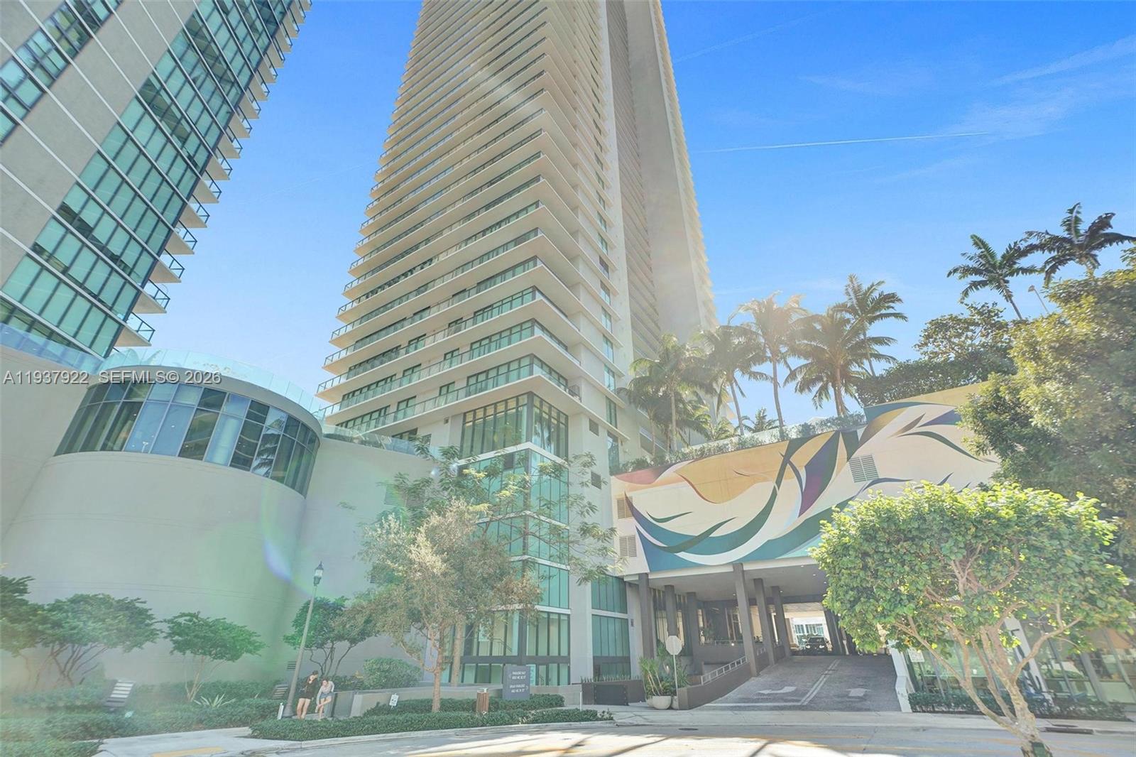 GRAN PARAISO CONDO - Residential