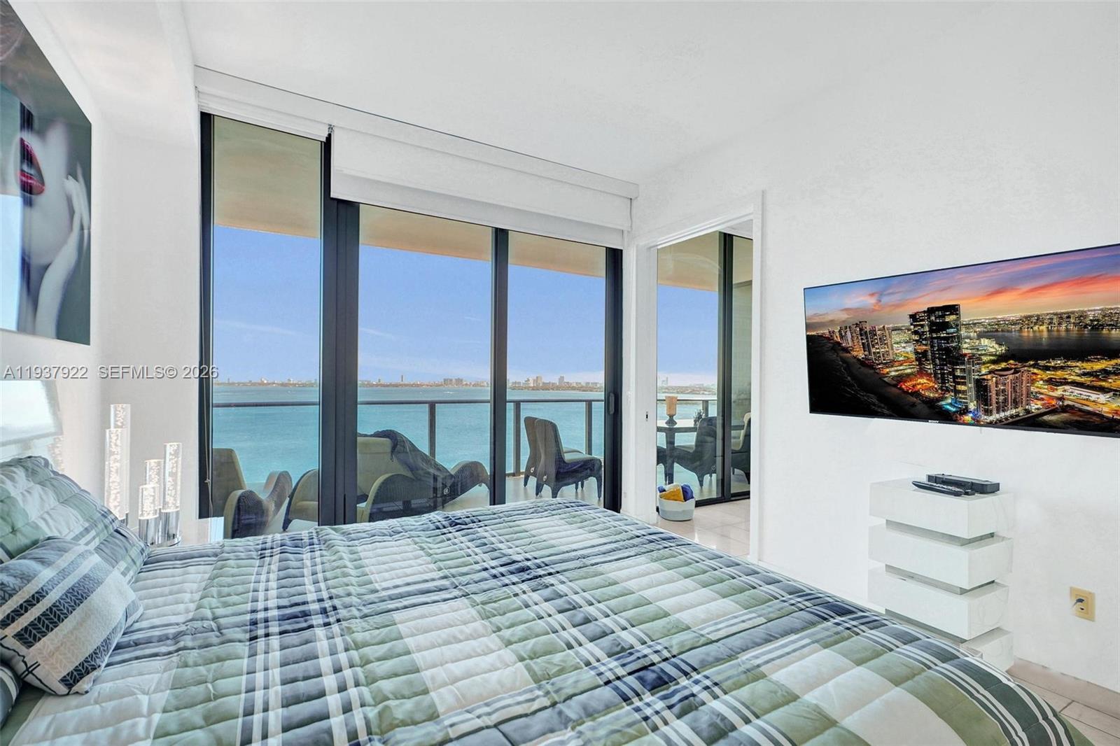 GRAN PARAISO CONDO - Residential