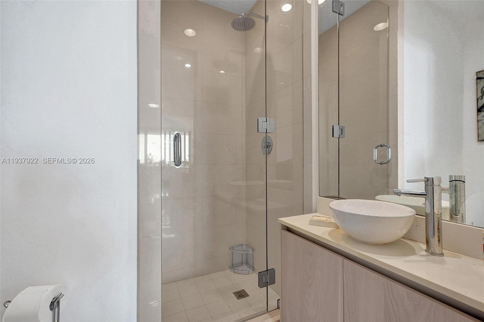 GRAN PARAISO CONDO - Residential