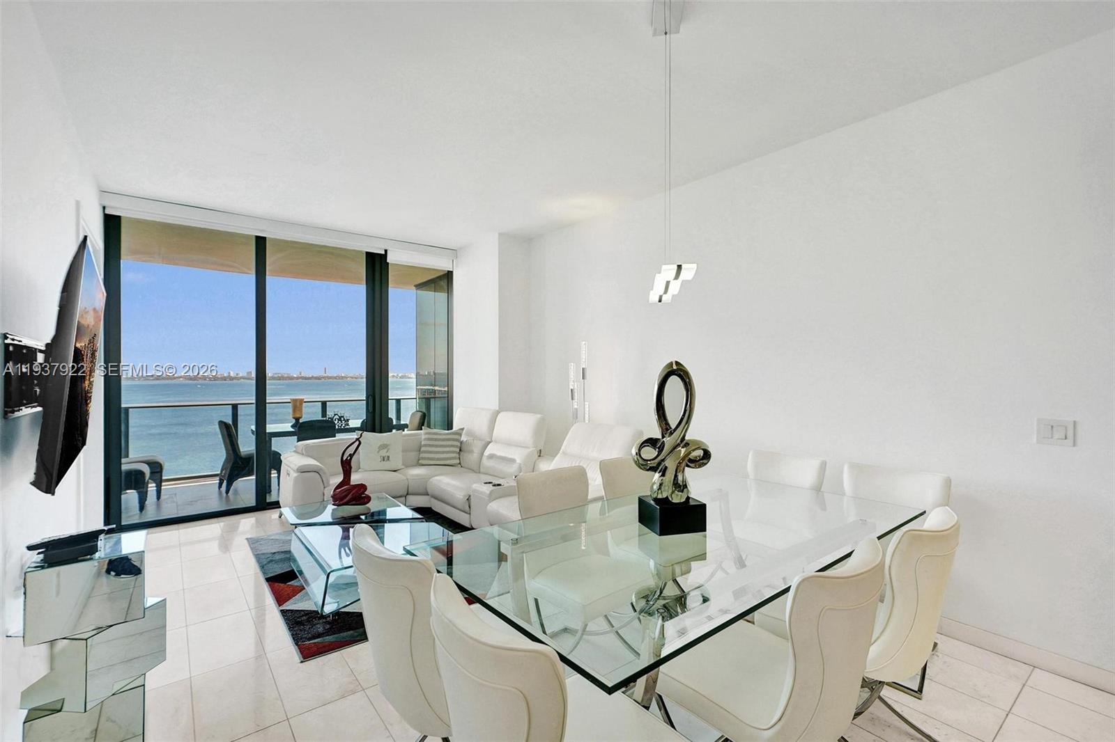 GRAN PARAISO CONDO - Residential