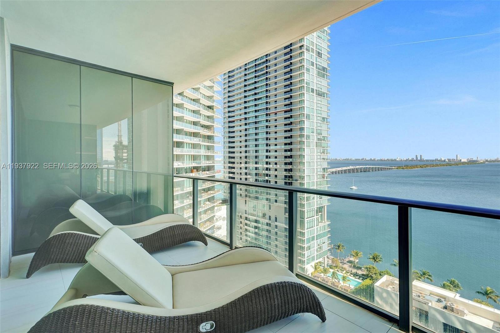 GRAN PARAISO CONDO - Residential