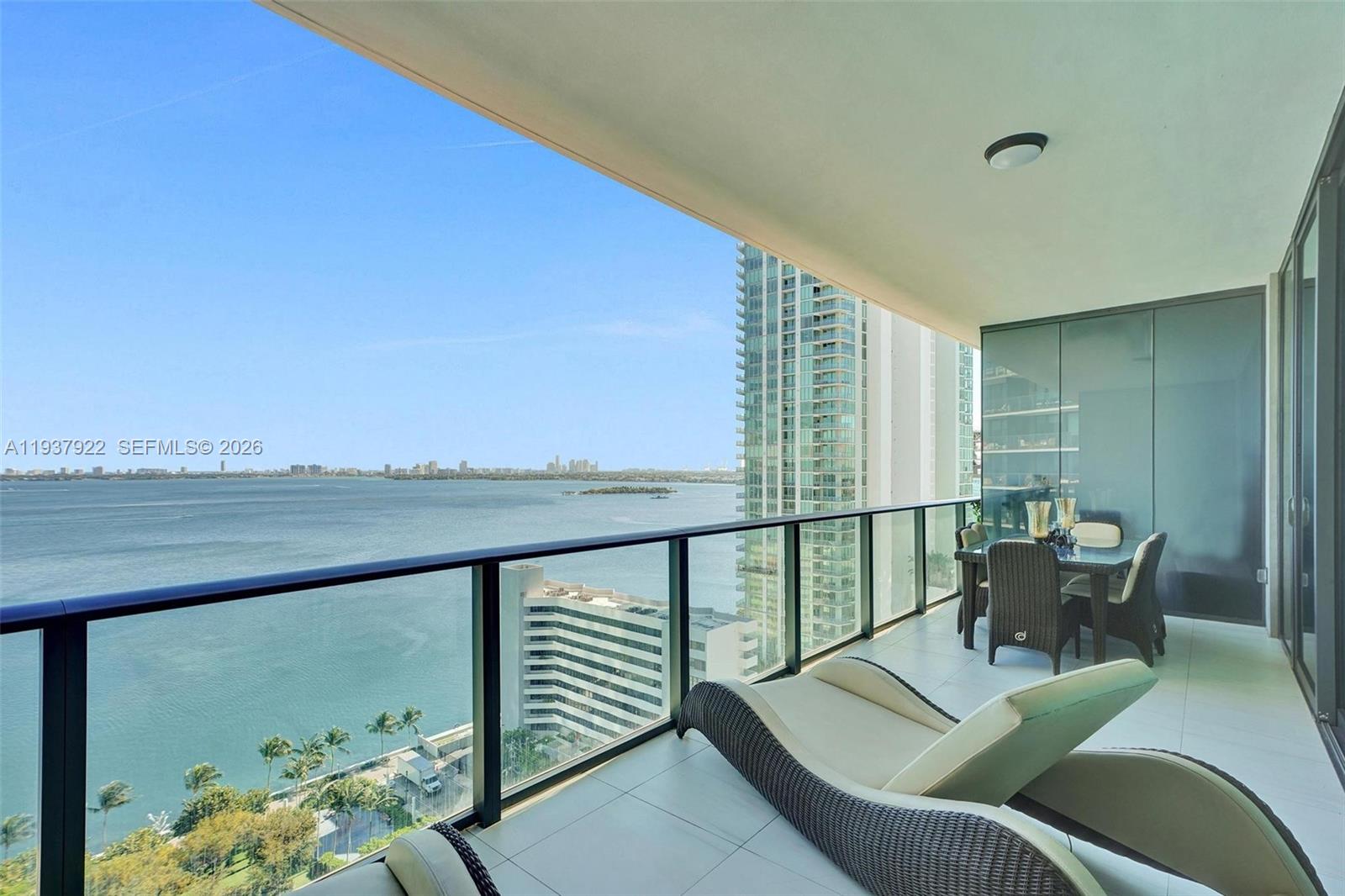 GRAN PARAISO CONDO - Residential