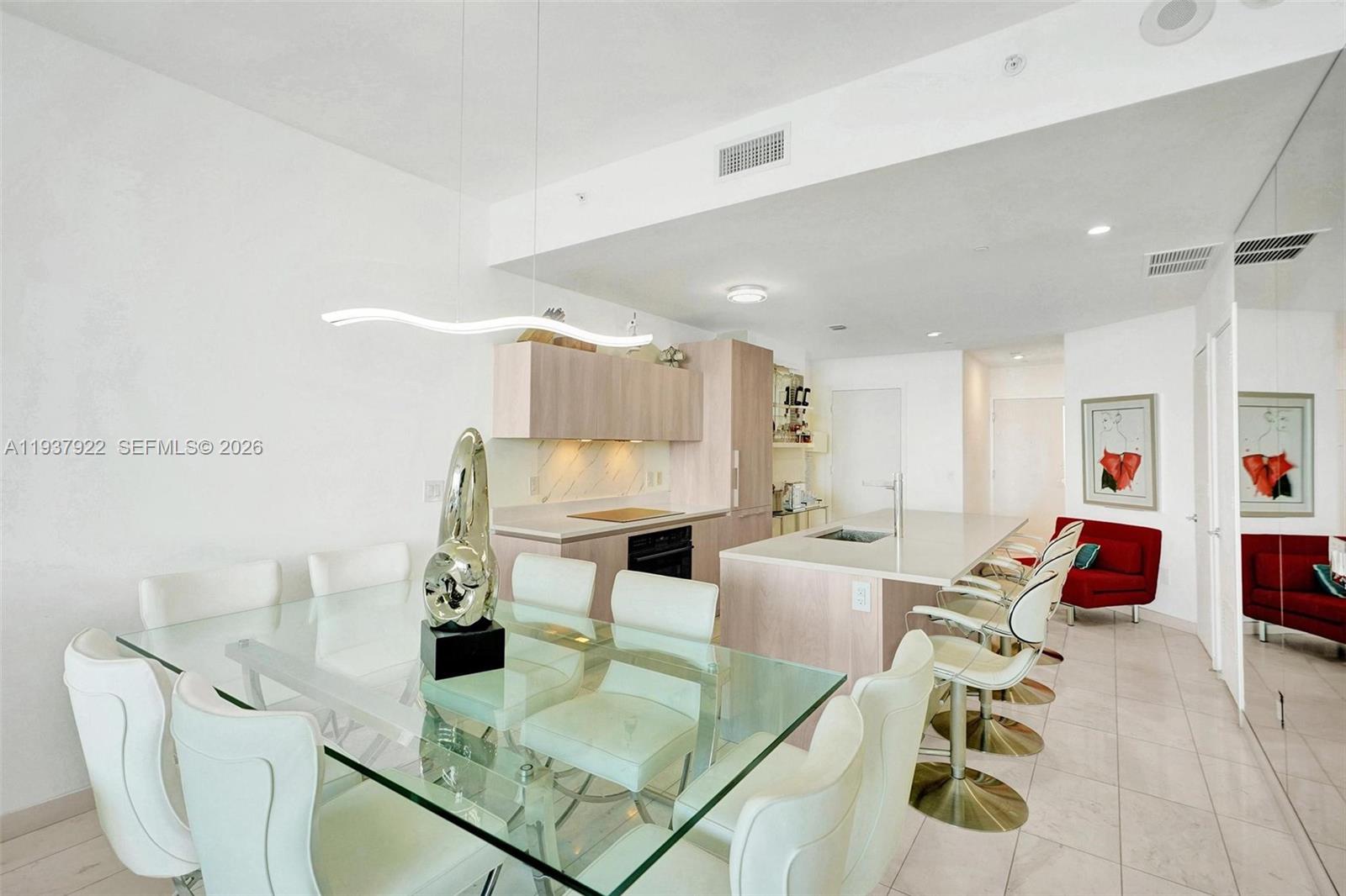 GRAN PARAISO CONDO - Residential