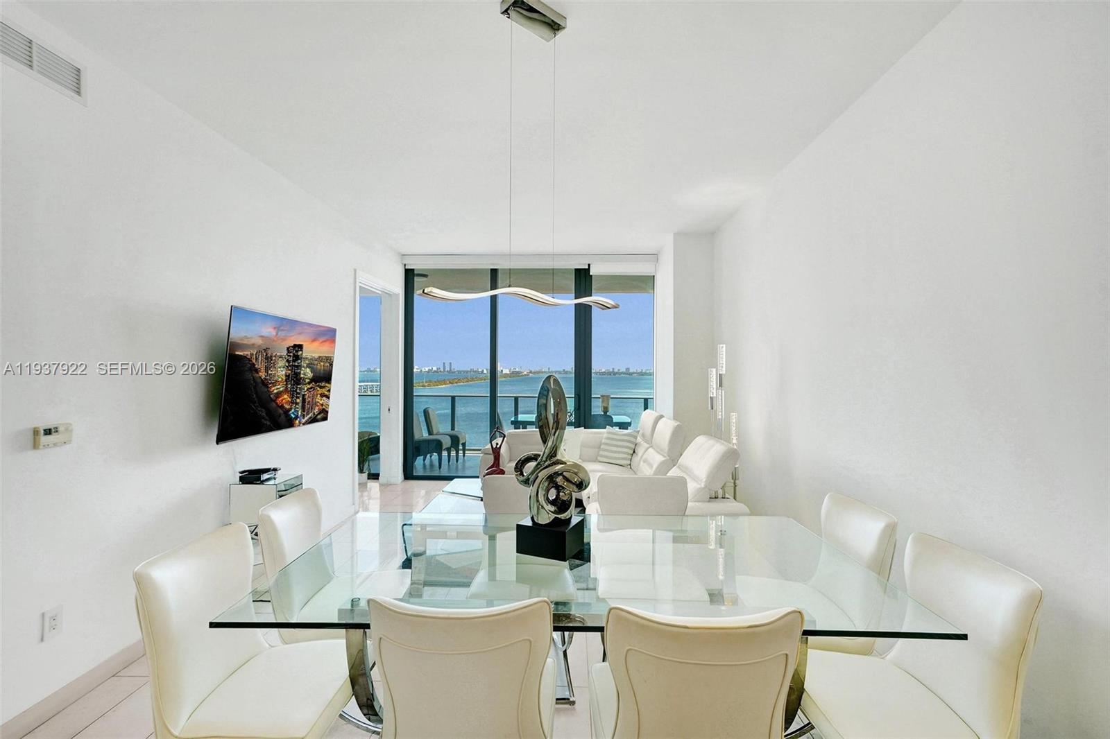 GRAN PARAISO CONDO - Residential