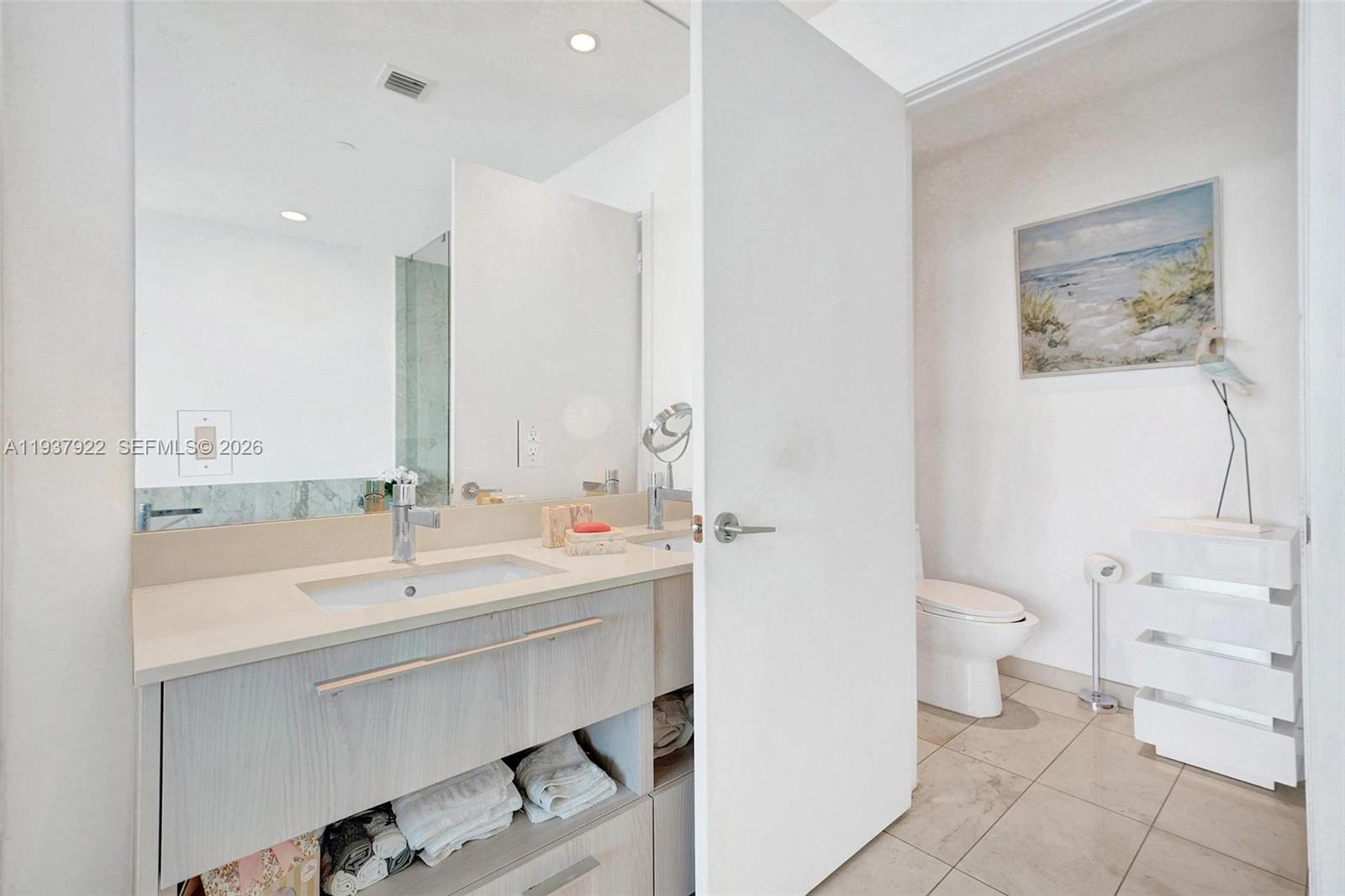 GRAN PARAISO CONDO - Residential