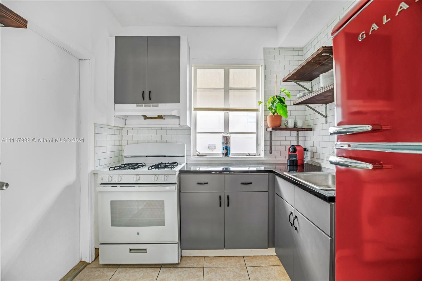 BEACH BAY SUB - Residential Income