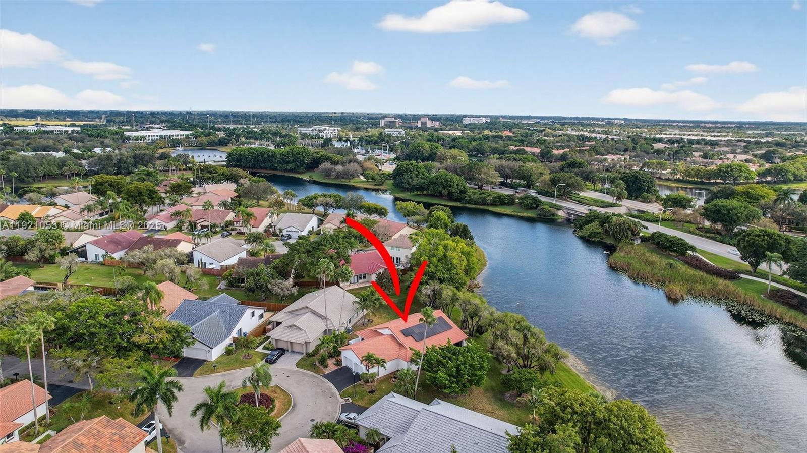 COUNTRY ISLES - Residential