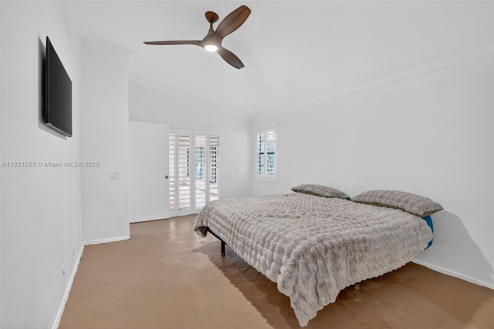 COUNTRY ISLES - Residential