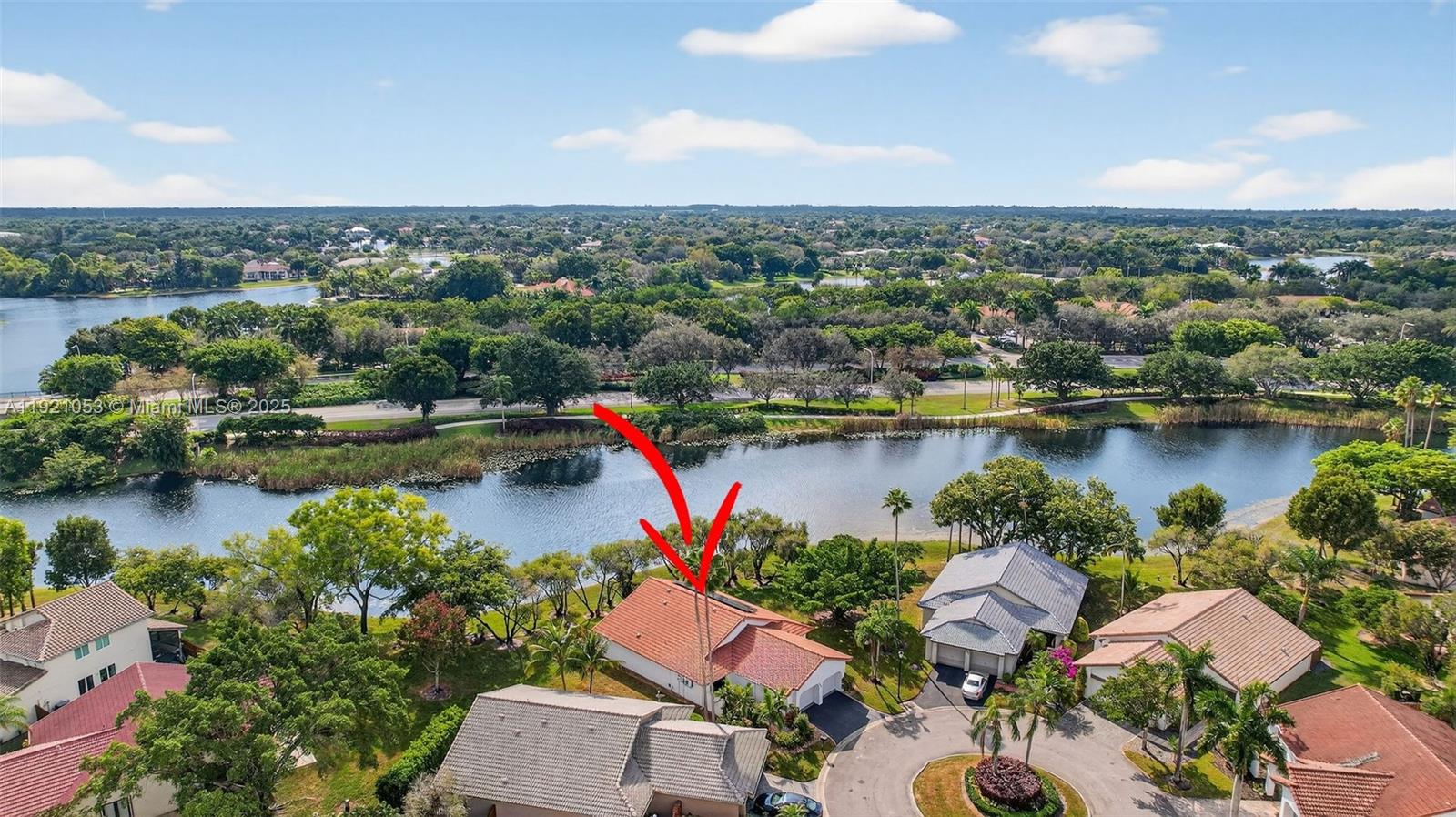 COUNTRY ISLES - Residential