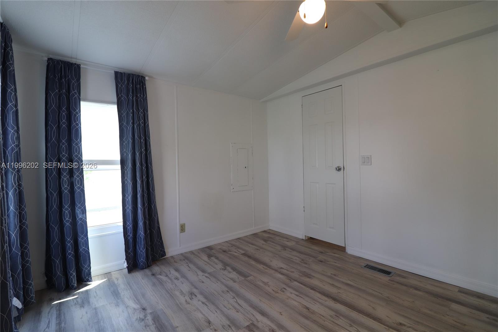 WEST WINDS - Residential