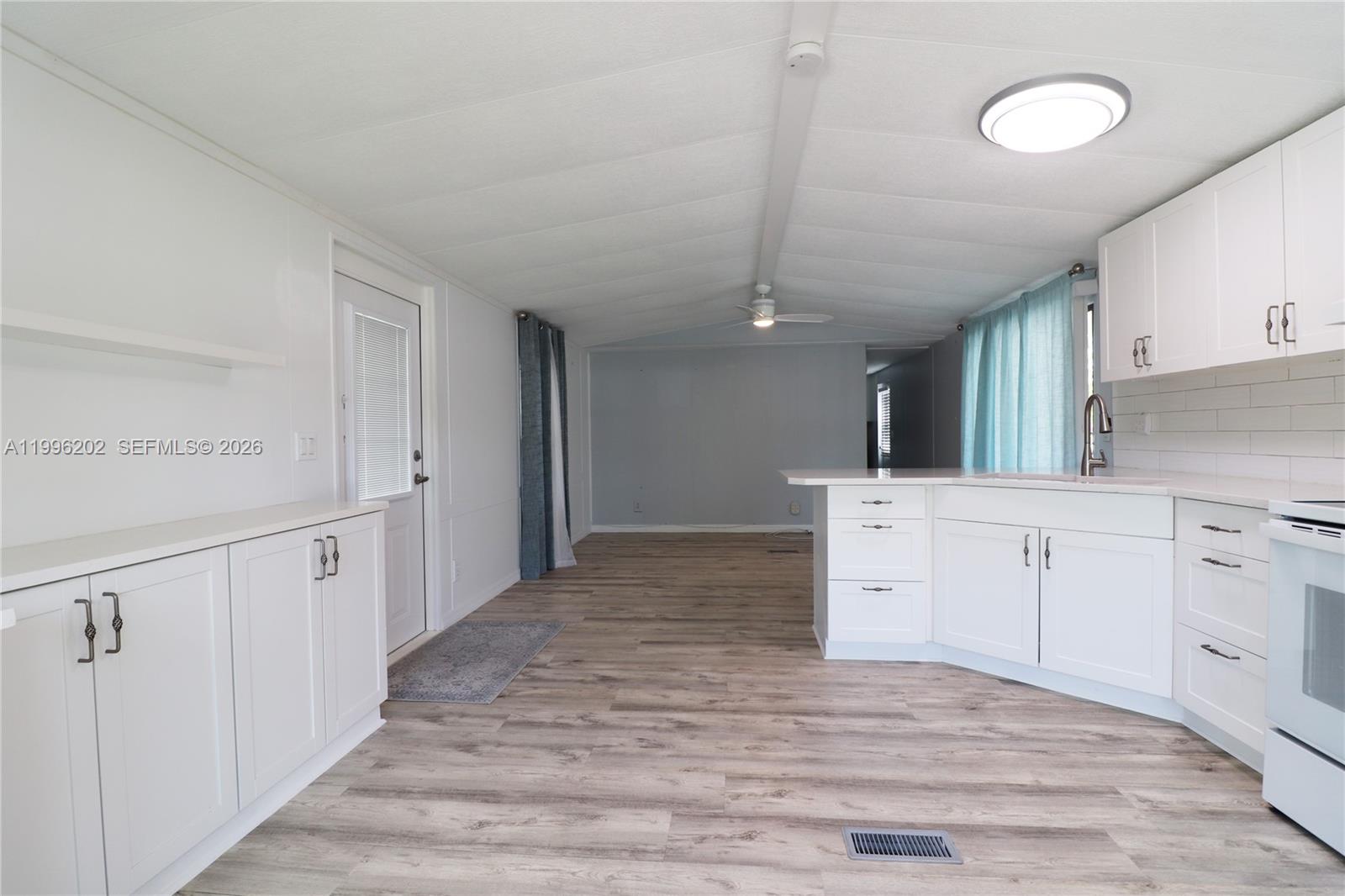 WEST WINDS - Residential