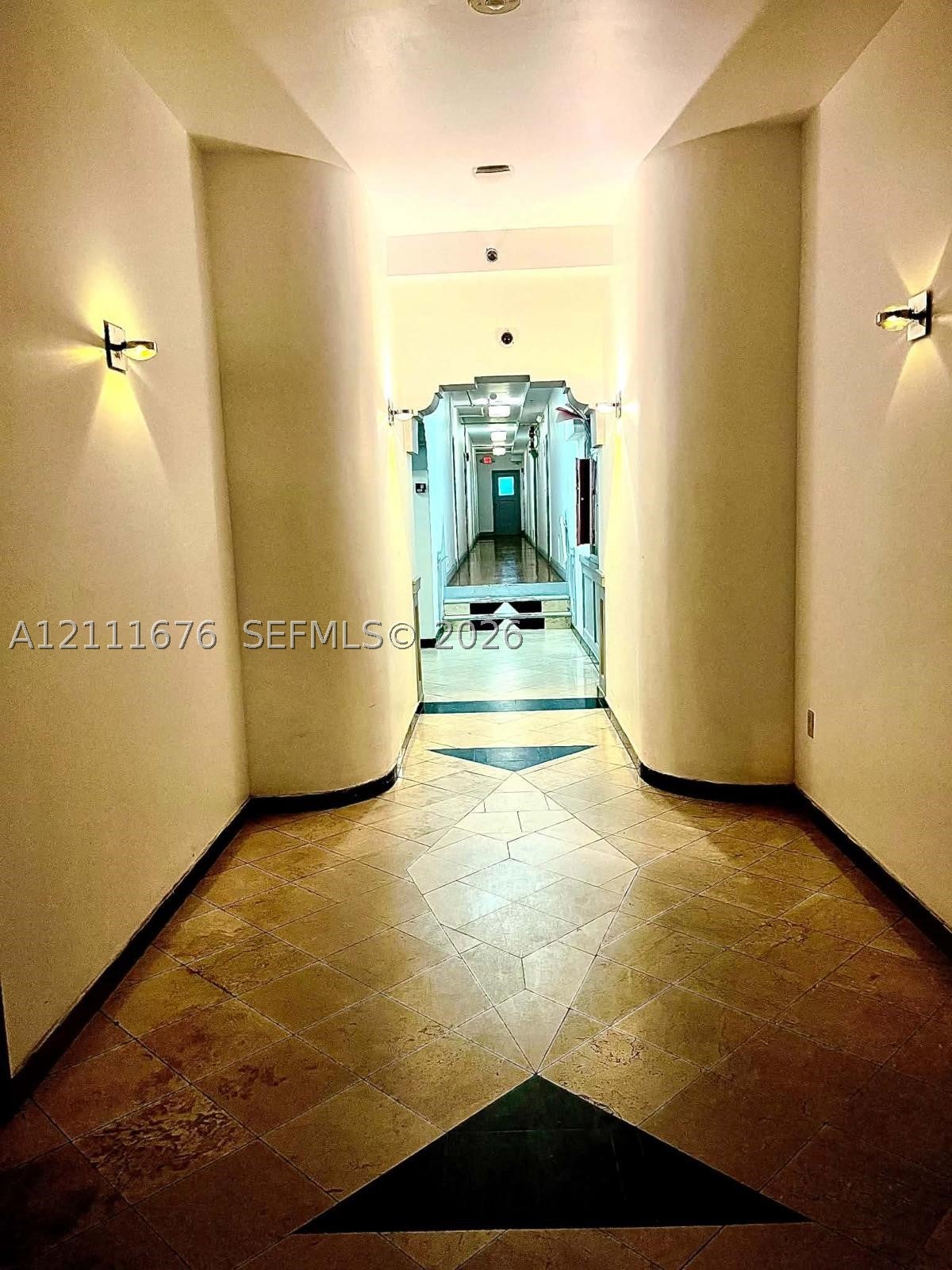 3710 Collins Ave N-101