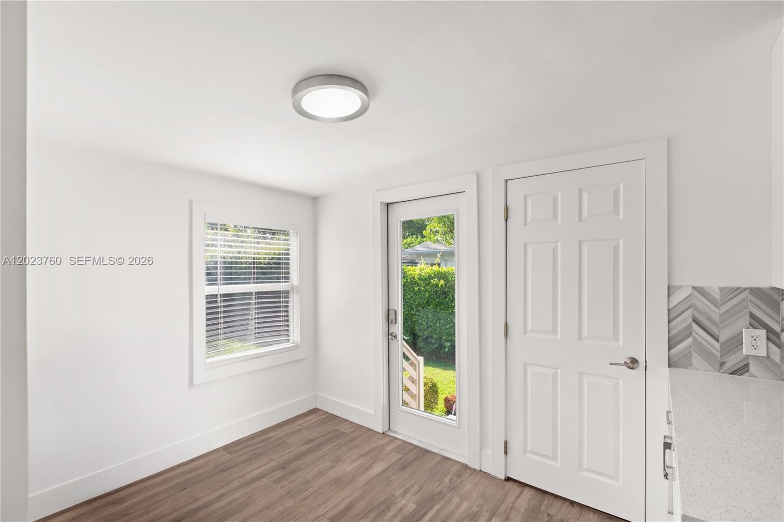 TAMIAMI PLACE PLAN 1 - Residential