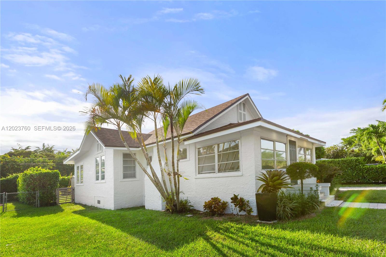 TAMIAMI PLACE PLAN 1 - Residential