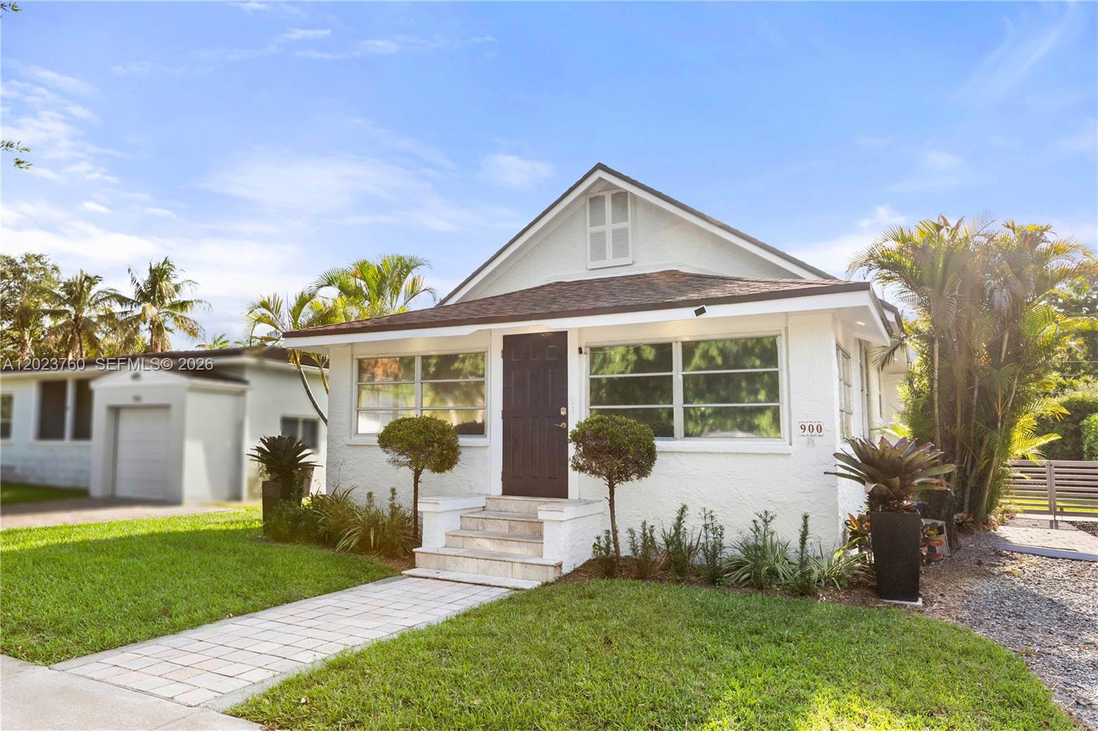TAMIAMI PLACE PLAN 1 - Residential
