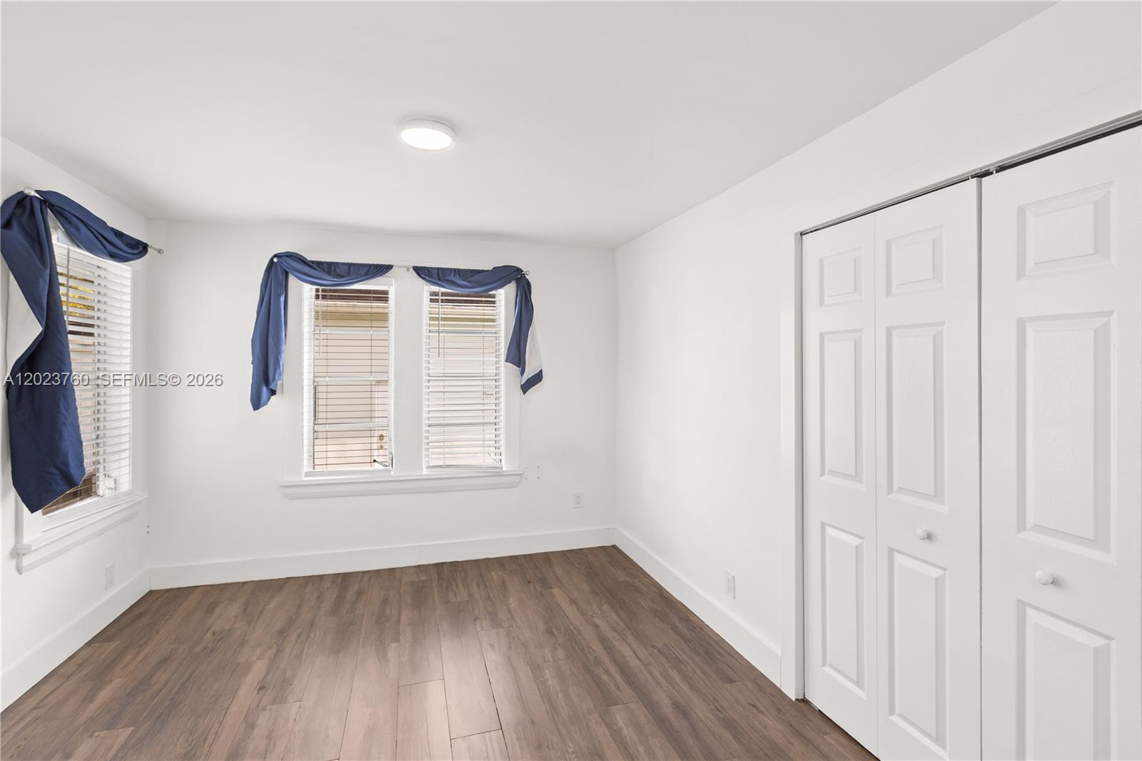 TAMIAMI PLACE PLAN 1 - Residential