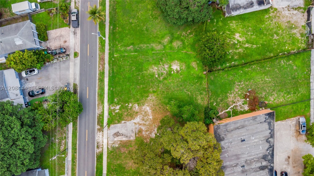 Photo of 24 NW 5th Ave, Dania Beach, FL 33004 (MLS # A12084443)