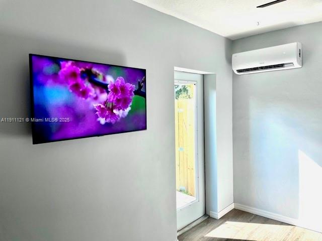 HAINLIN MILL ESTATES SEC - Residential