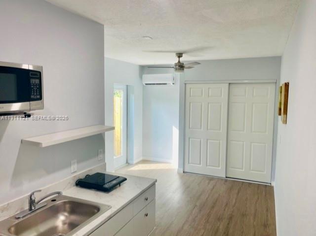 HAINLIN MILL ESTATES SEC - Residential