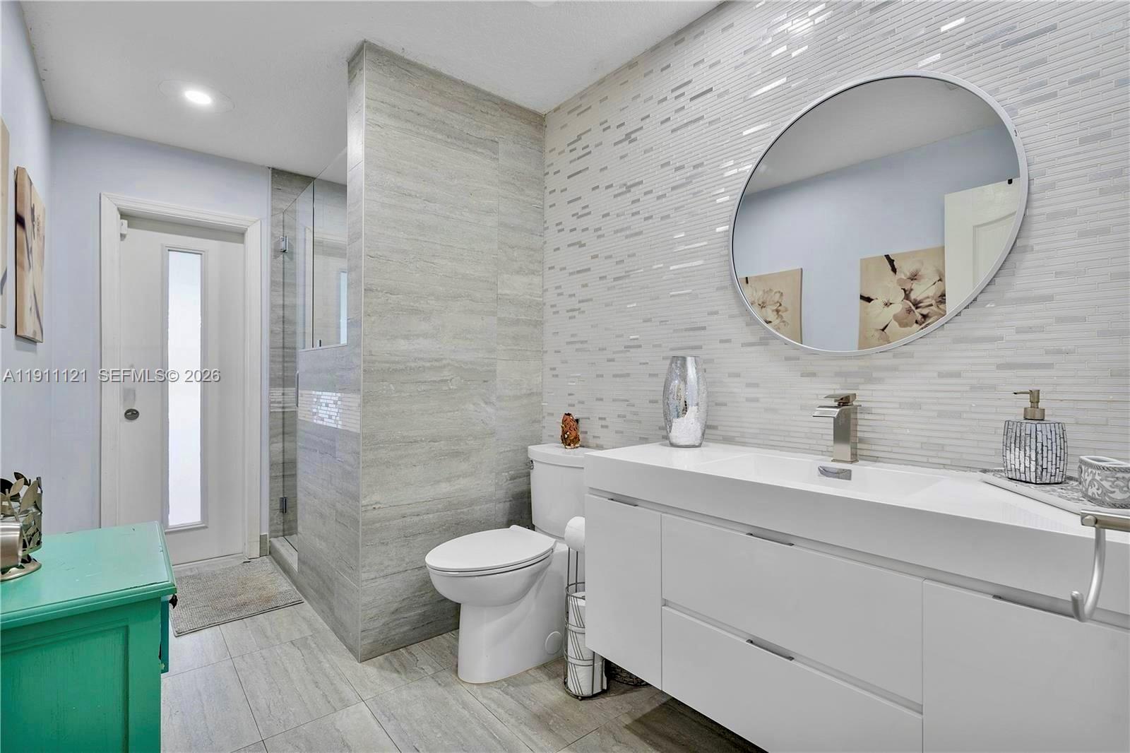 HAINLIN MILL ESTATES SEC - Residential