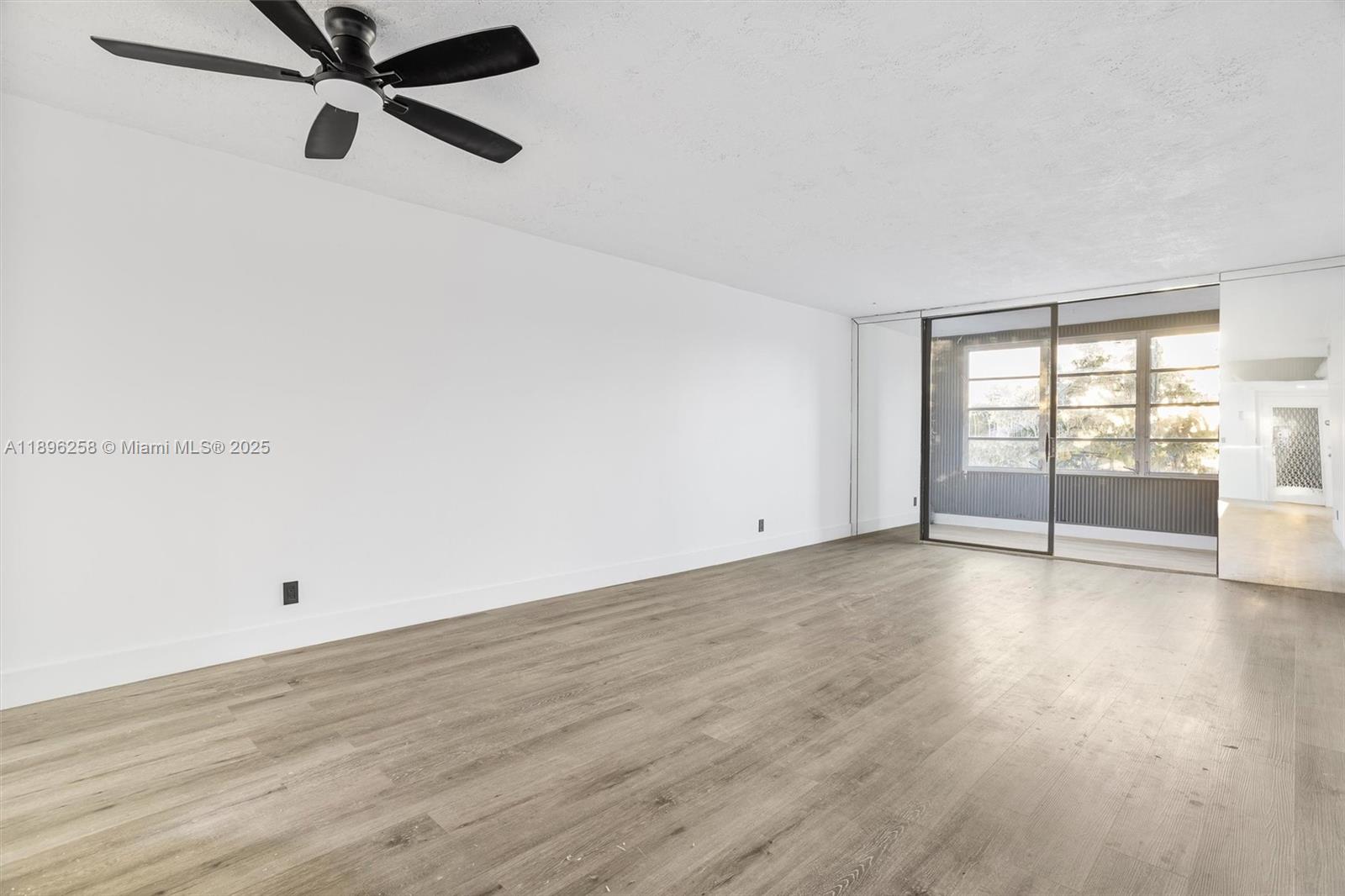 SOMERSET NO SIX CONDO - Residential