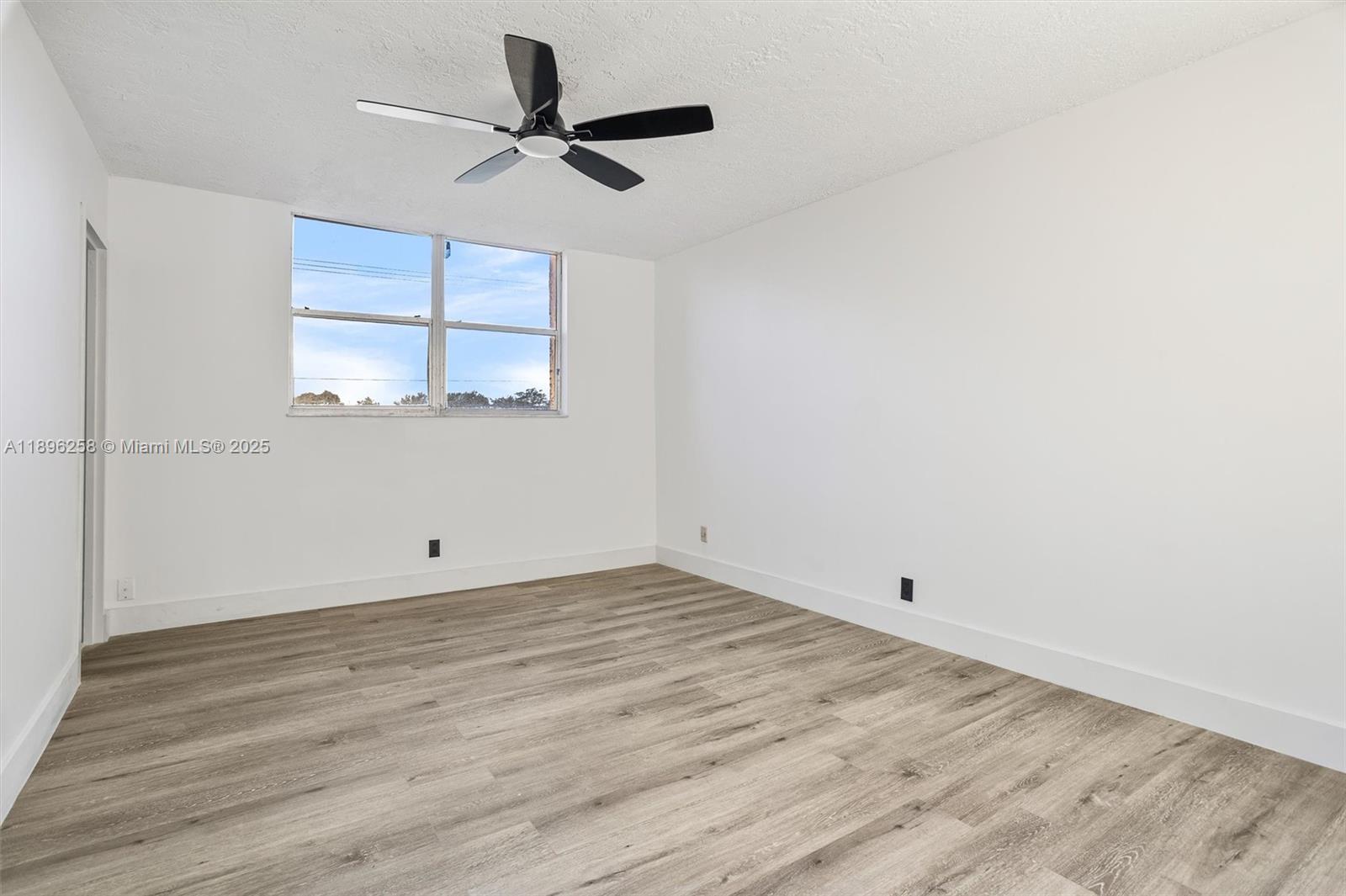 SOMERSET NO SIX CONDO - Residential