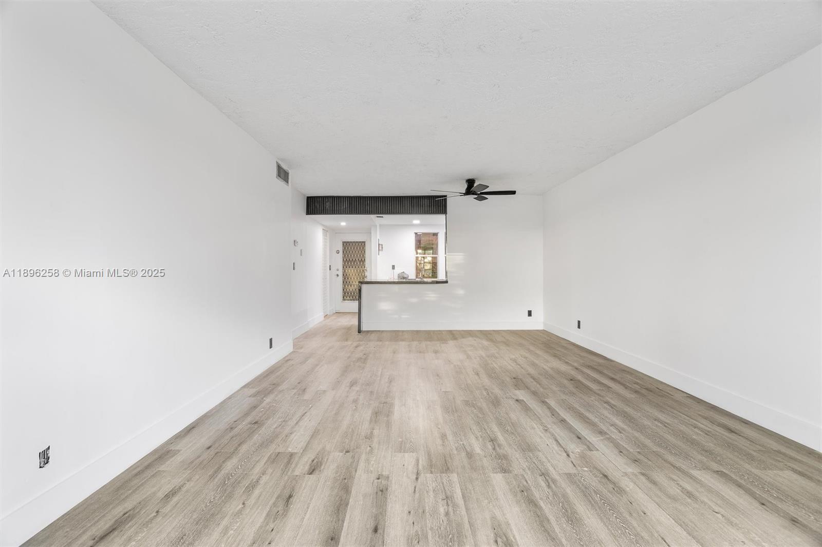 SOMERSET NO SIX CONDO - Residential