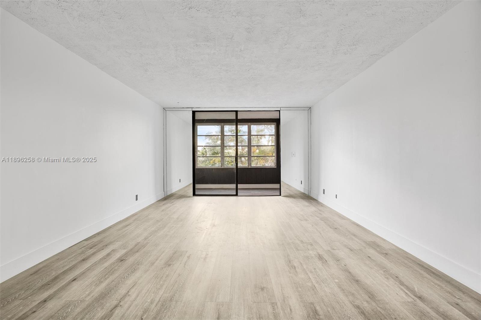 SOMERSET NO SIX CONDO - Residential