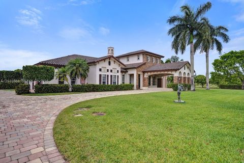 Photo of 31310 SW 215th Ave, Homestead, FL 33030 (MLS # A12010866)