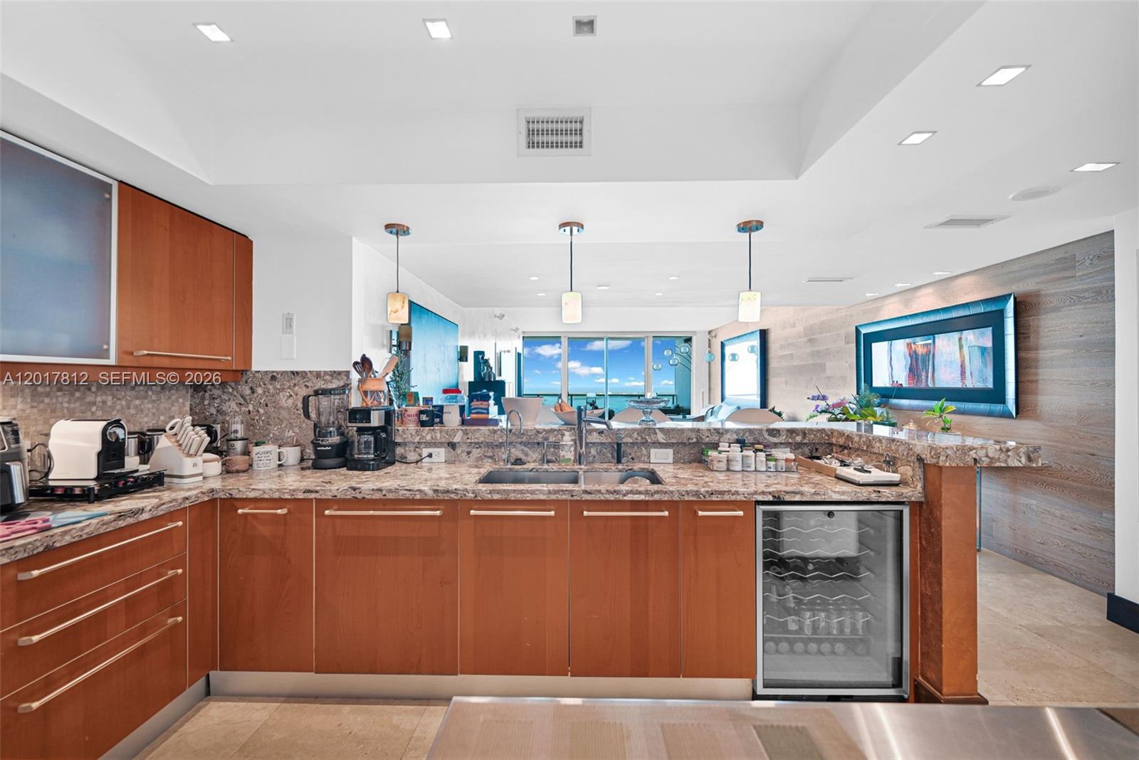 JADE RESIDENCES - Residential