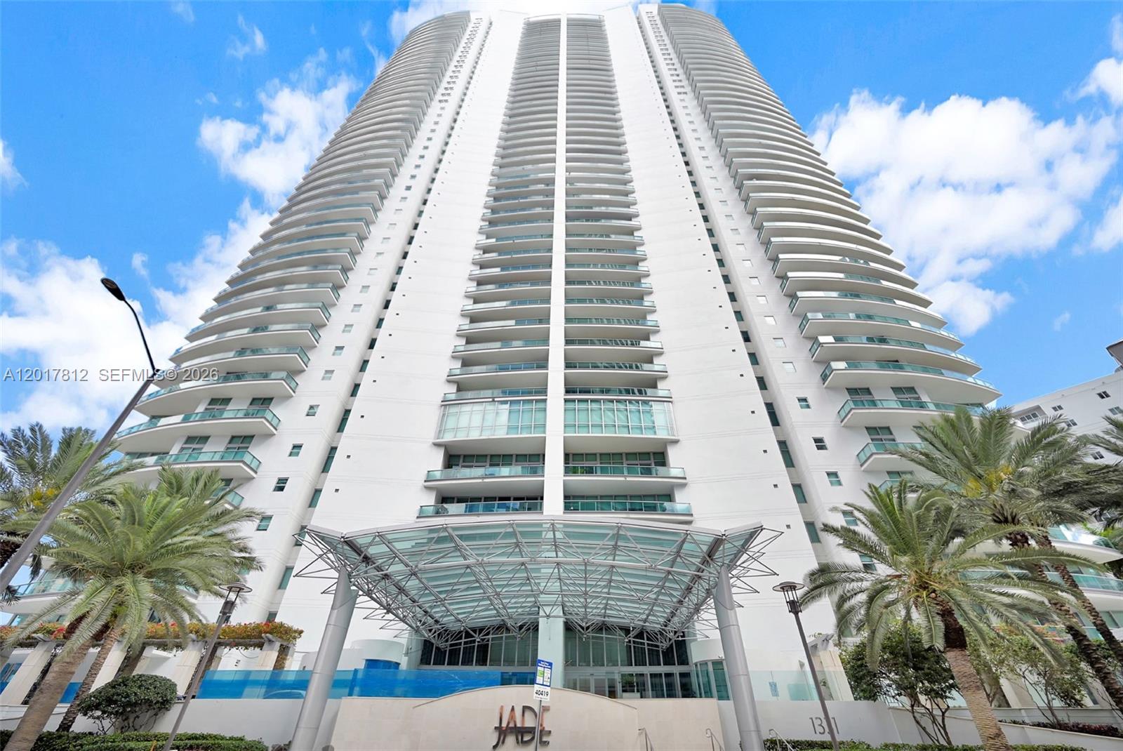 JADE RESIDENCES - Residential