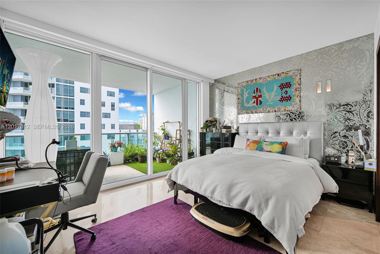 JADE RESIDENCES - Residential