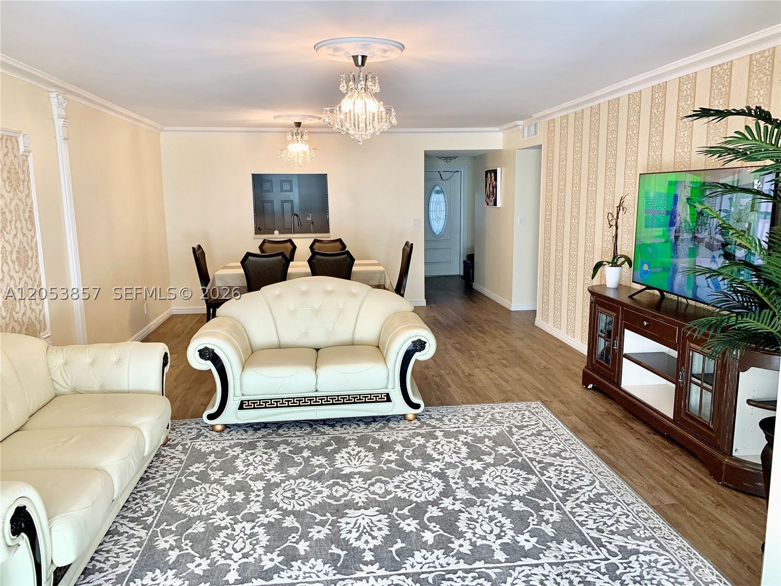 619 NE 14th Ave 301